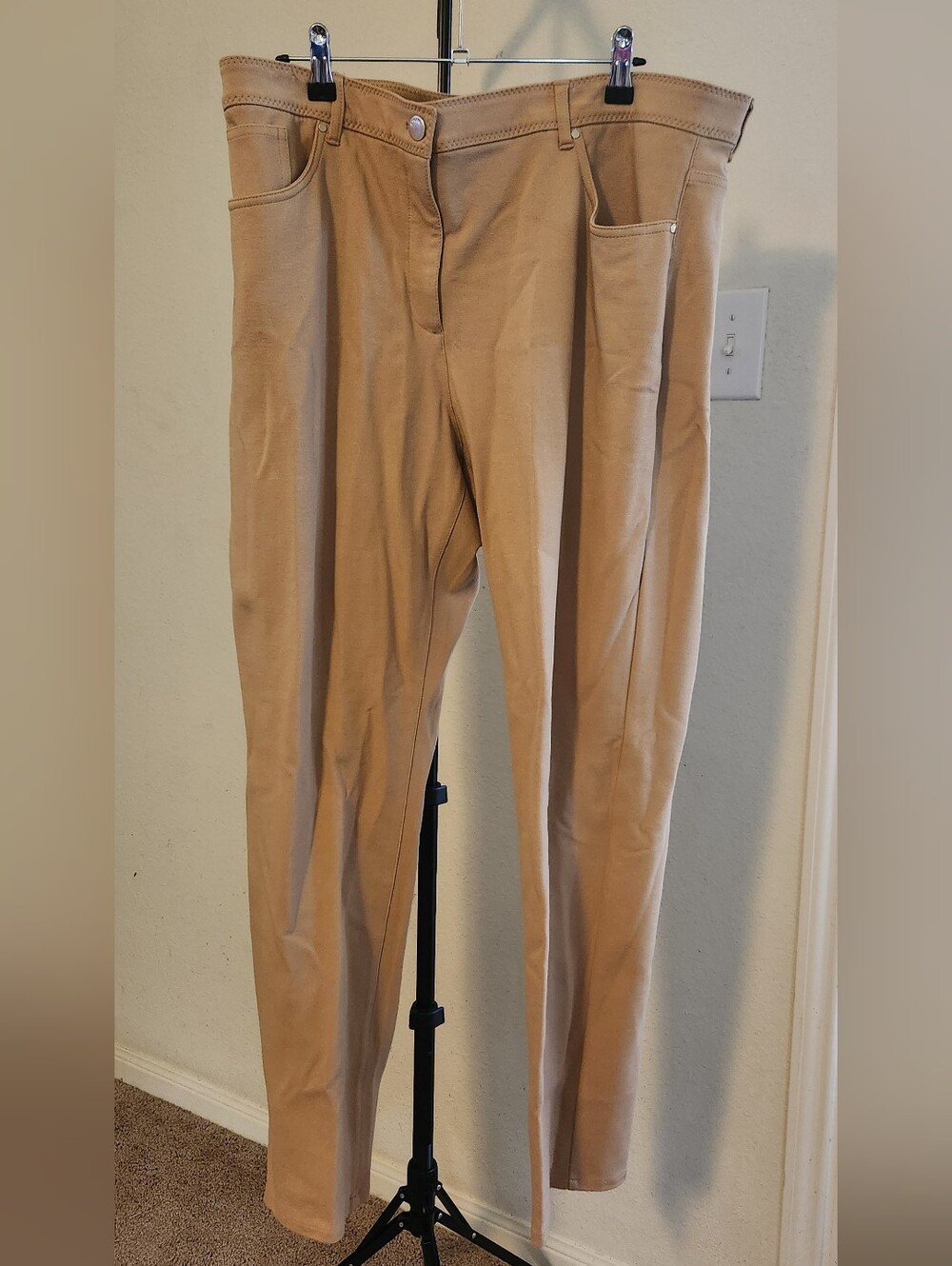 Chico's Men's Chinos in Khaki Tan